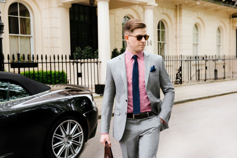 How To Wear A Suit In Hot Weather (Stop Sweating During Summer!)